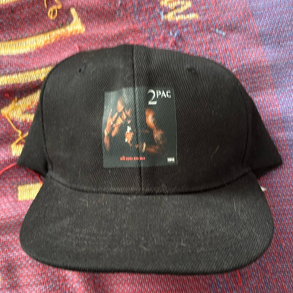 2pac hat
